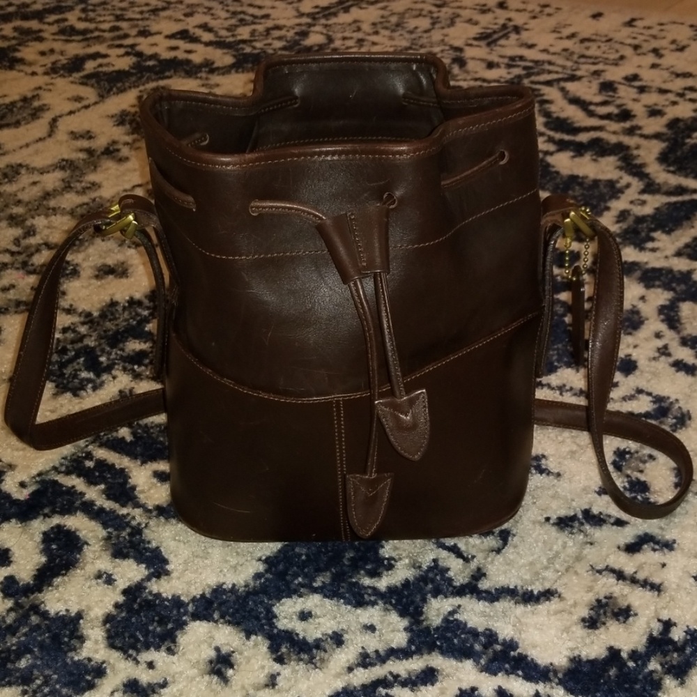 Coach crossbody bucket bag